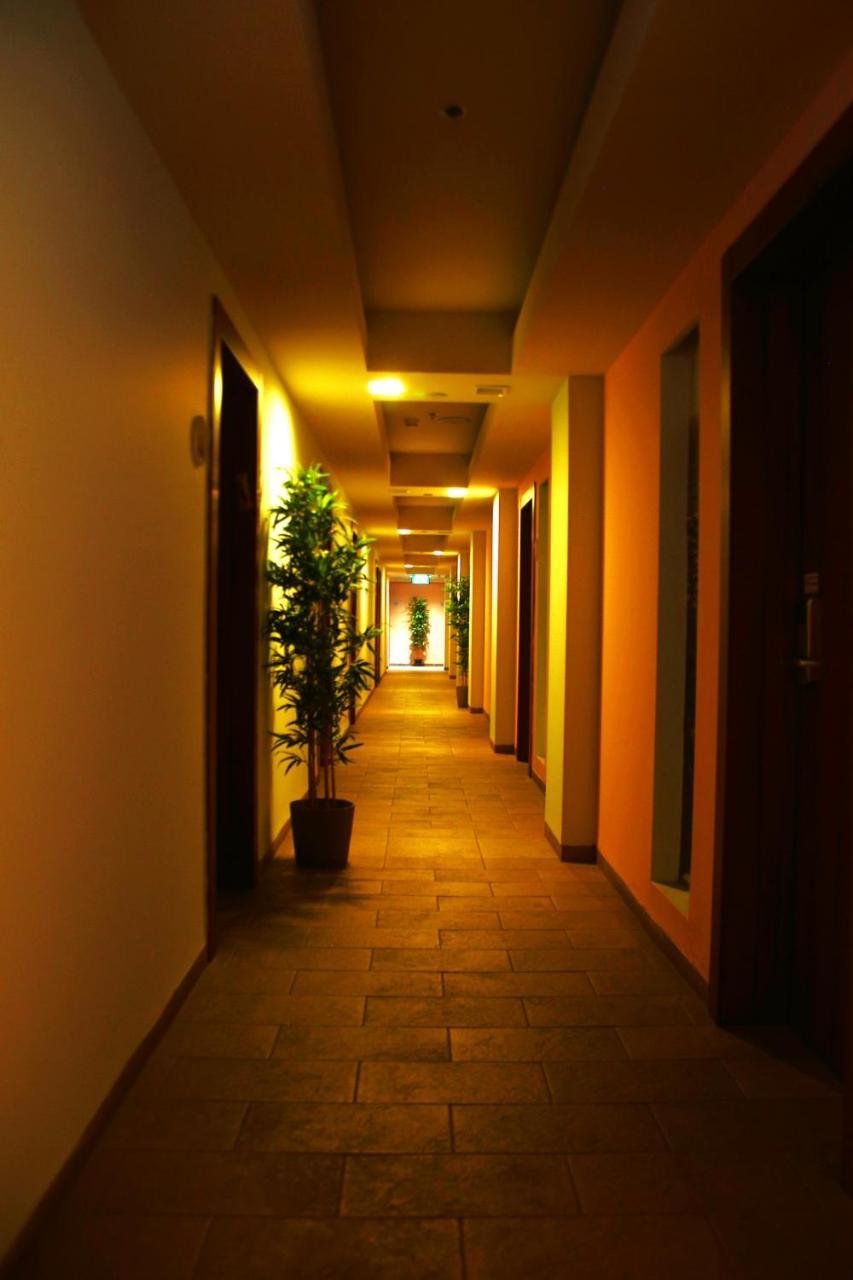 Maris Hotel Haifa Exteriör bild