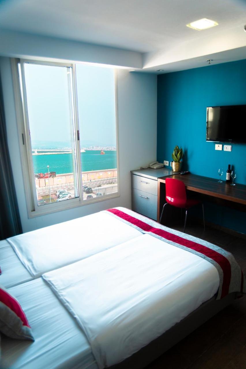 Maris Hotel Haifa Exteriör bild