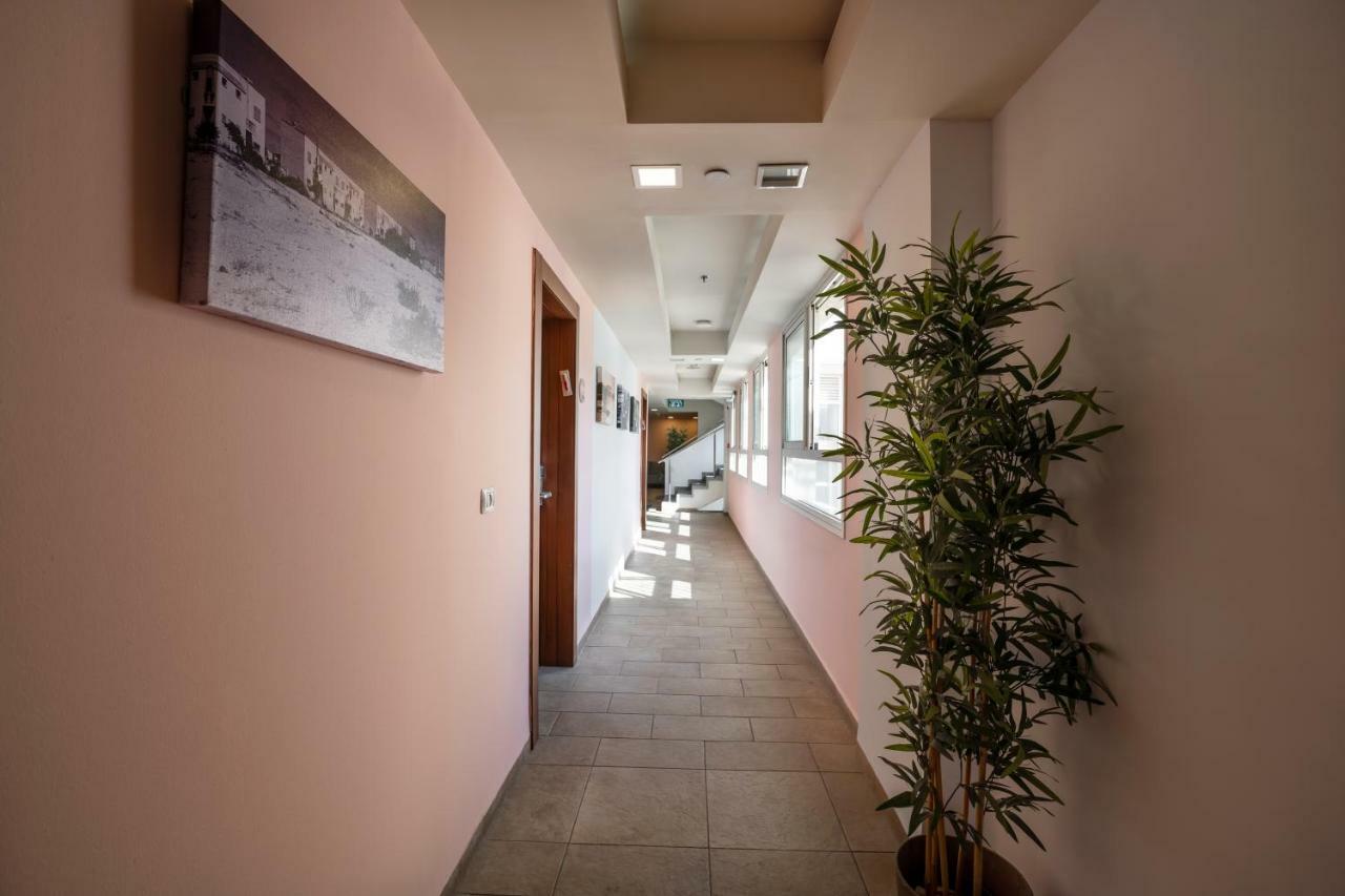 Maris Hotel Haifa Exteriör bild