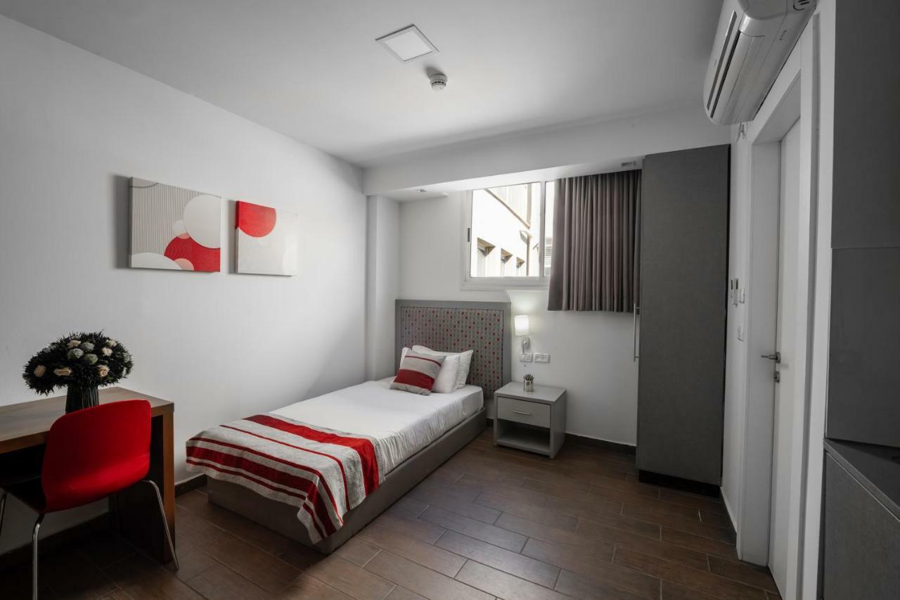 Maris Hotel Haifa Exteriör bild