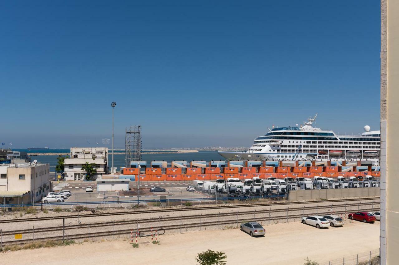 Maris Hotel Haifa Exteriör bild
