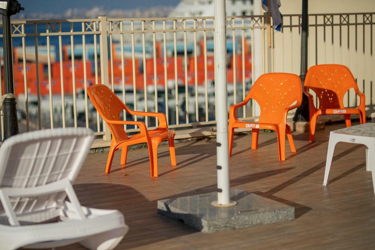 Maris Hotel Haifa Exteriör bild